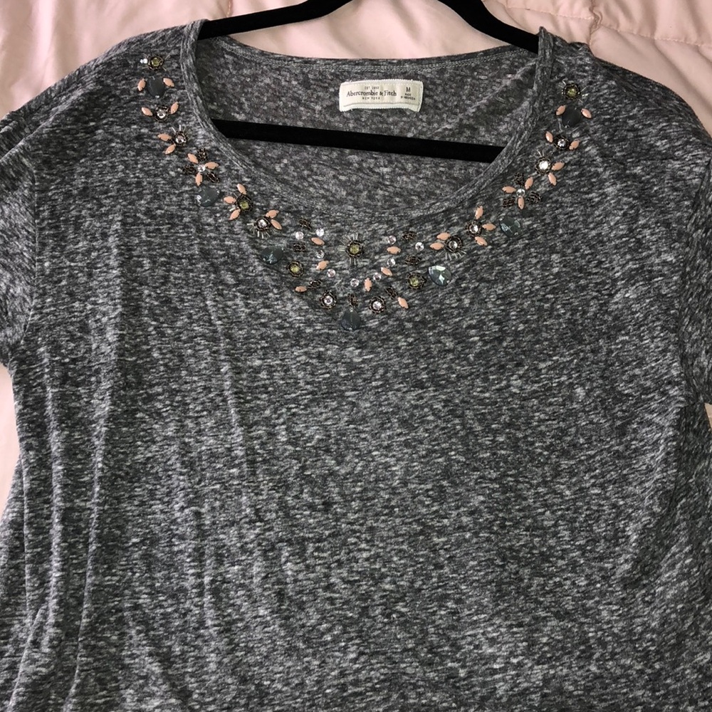 Beaded grey cotton crop t shirt abercrombie&fitch